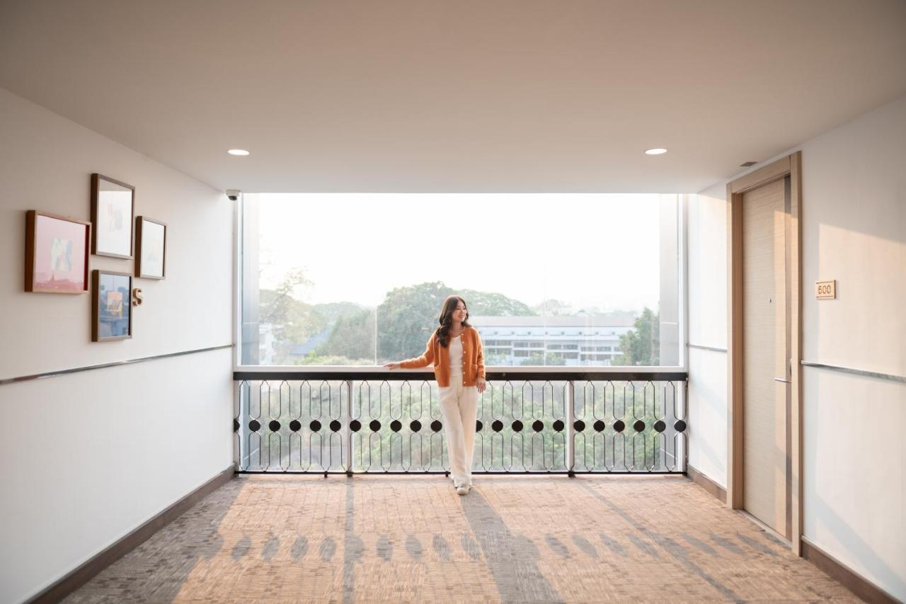 Sumittaya Chiangmai Hotel Chiang Mai Ngoại thất bức ảnh