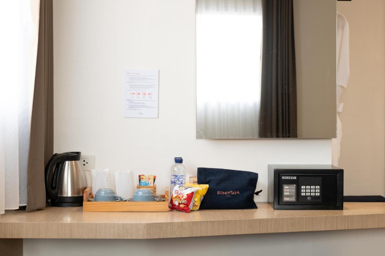 Sumittaya Chiangmai Hotel Chiang Mai Ngoại thất bức ảnh